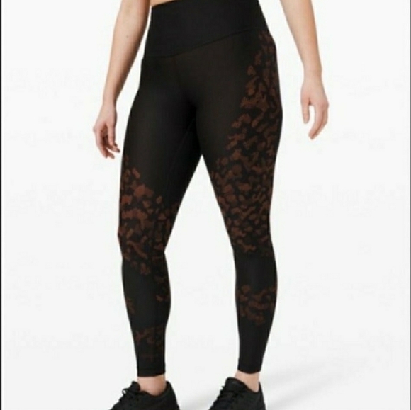 Lululemon Mapped Out Leggings - Picture 1 of 8